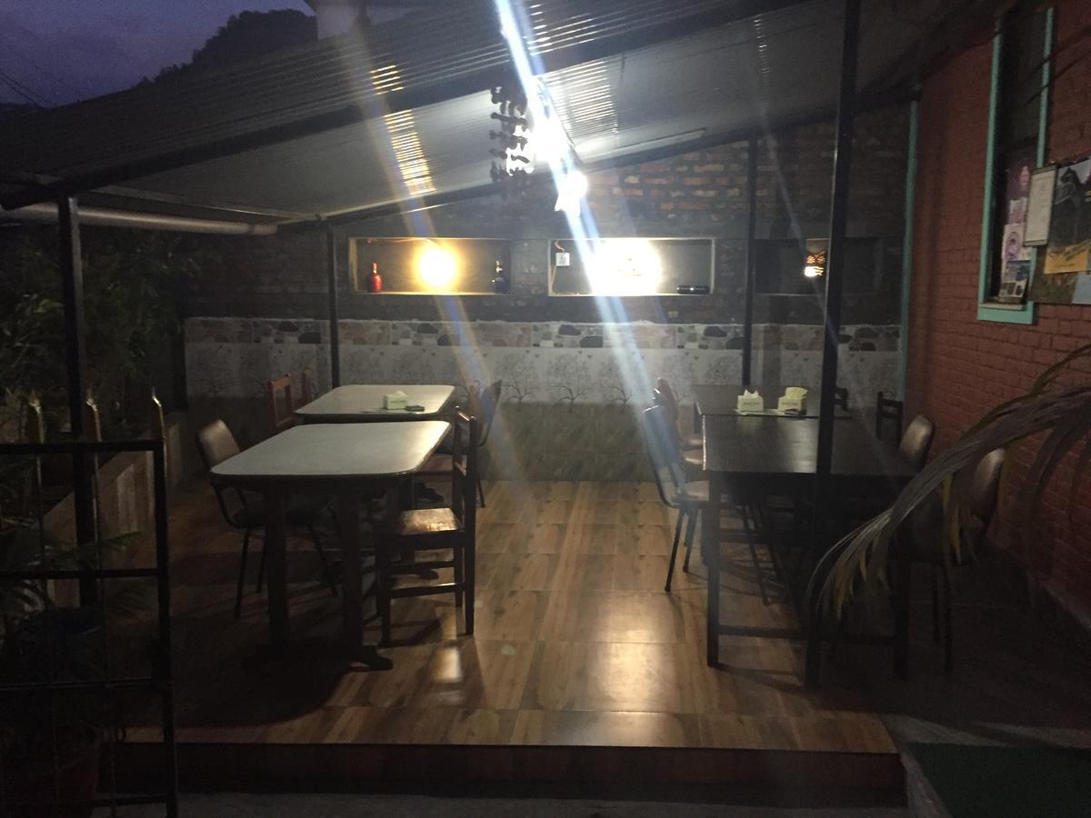 Guest house Harry & Restaurant Pokhara