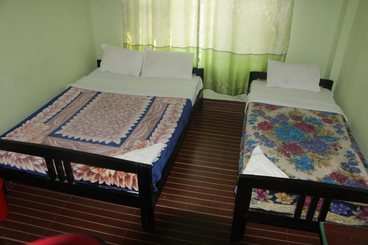Harry & Restaurant Guest house Pokhara
