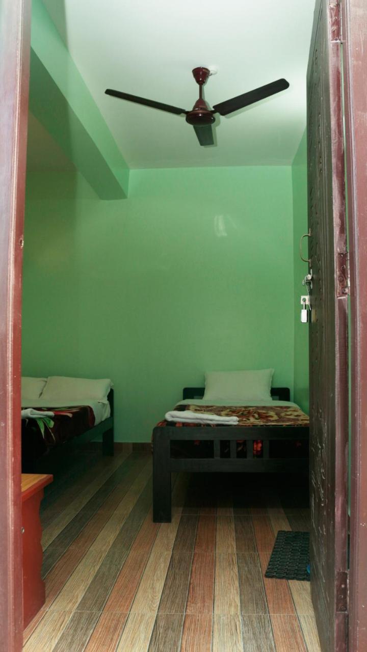 Harry & Restaurant 2* Pokhara